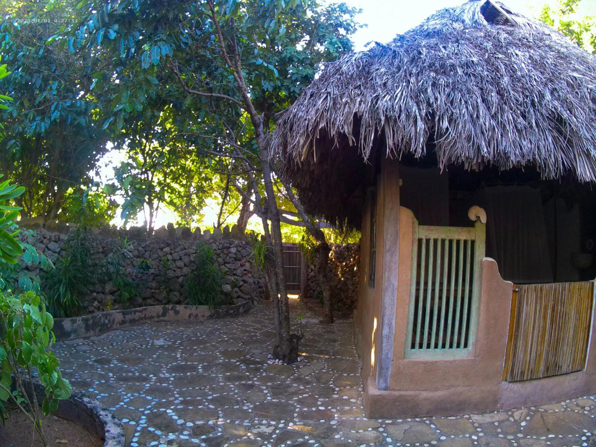 Utopia Rote Lodge Nembrala Exterior photo